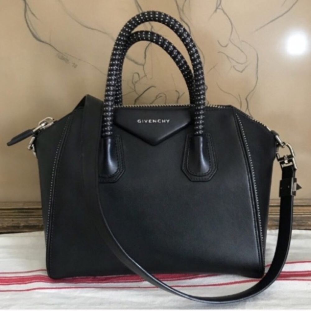 ❌Traded❌Givenchy Antigona 🔺 Traded